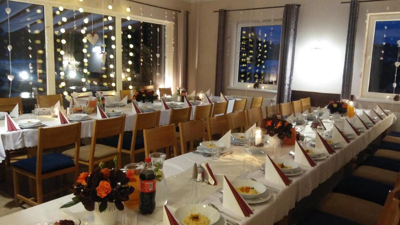 Pokoje Goscinne Przylesie Łobez Exteriér fotografie